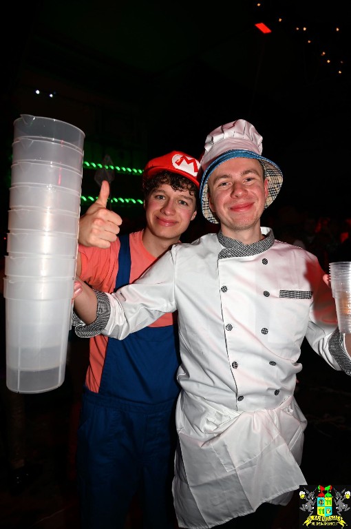 ../Images/Opwarmbal 2026 263.jpg